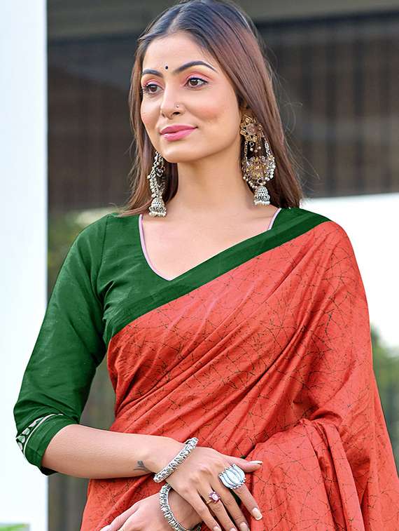 women printed casual wear saree with blouse - 22328704 -  Standard Image - 3