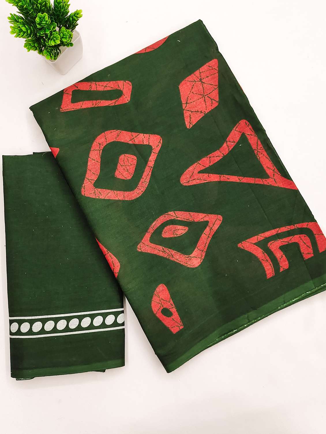 women printed casual wear saree with blouse - 22328704 -  Standard Image - 5