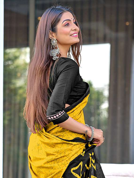 women printed casual wear saree with blouse - 22328707 -  Standard Image - 3