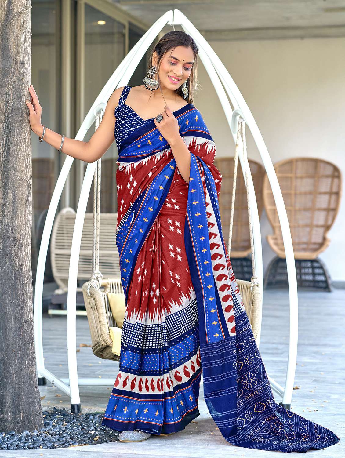 women printed casual wear saree with blouse