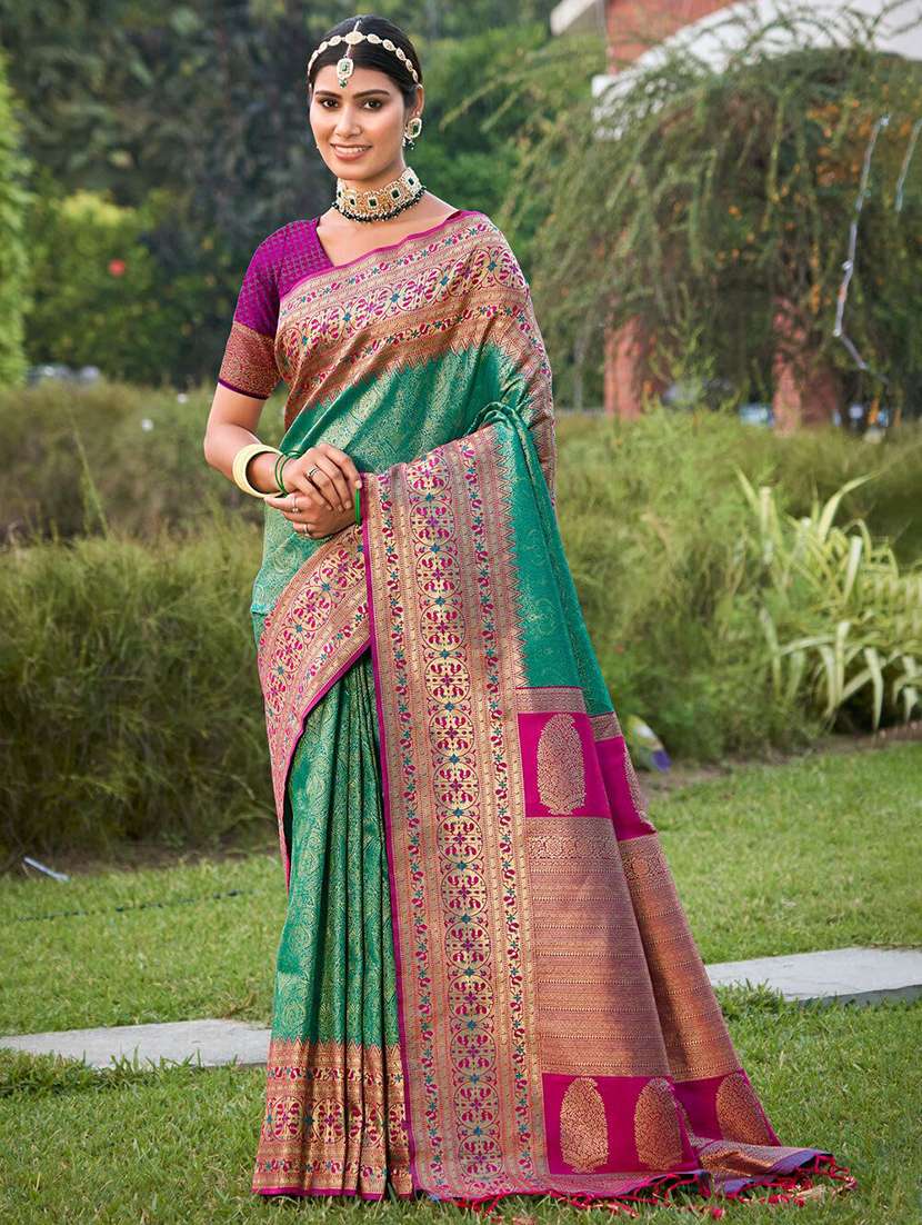 women self design kanjivaram saree with blouse