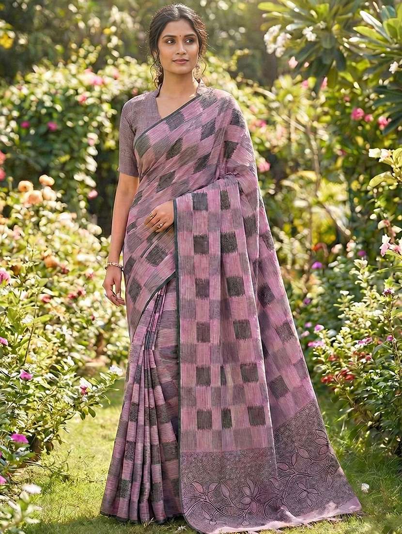 women checkered handloom saree with blouse