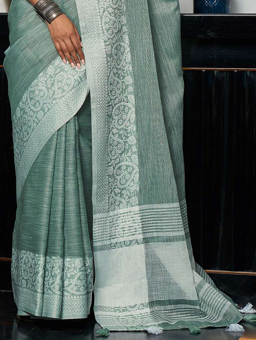women solid with bordered handloom saree with blouse - 22329363 -  Standard Image - 3