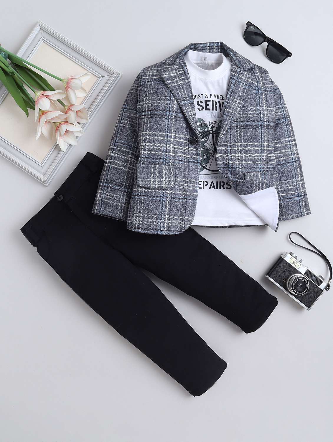 boys checkered blazer and trouser with t-shirt set