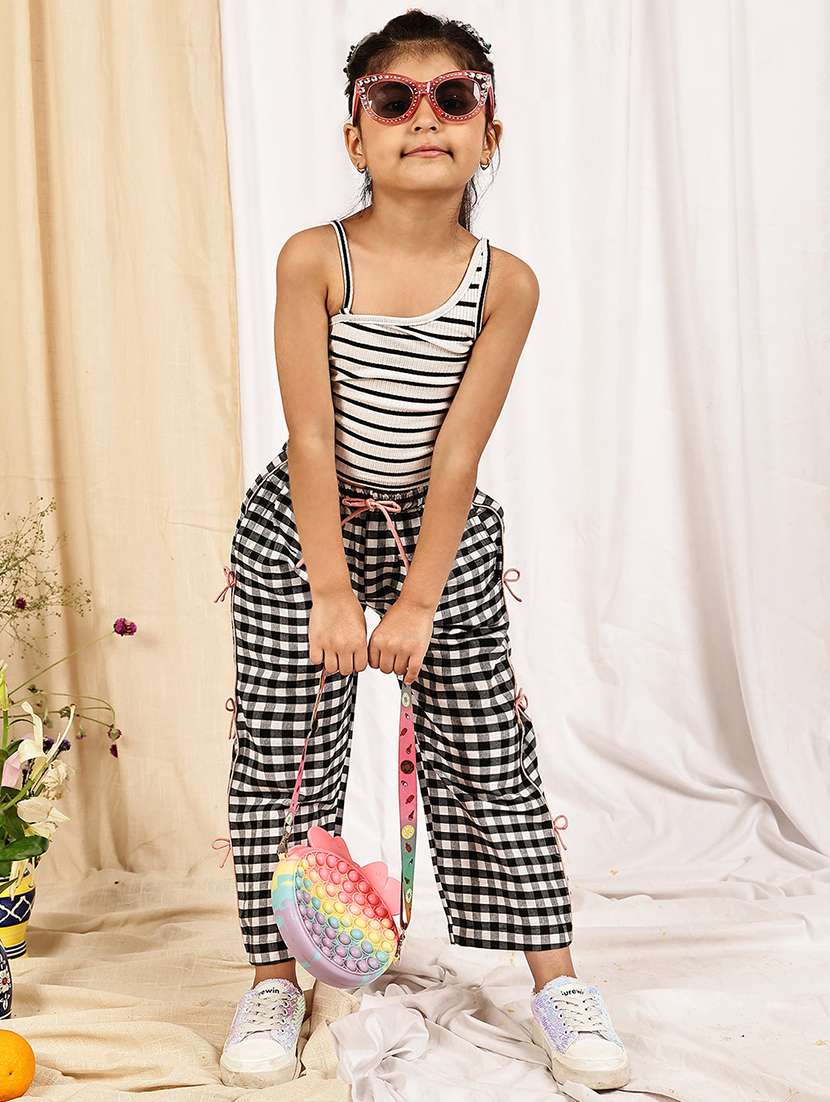 girls checkered mid rise straigt trouser - 22329497 -  Standard Image - 3