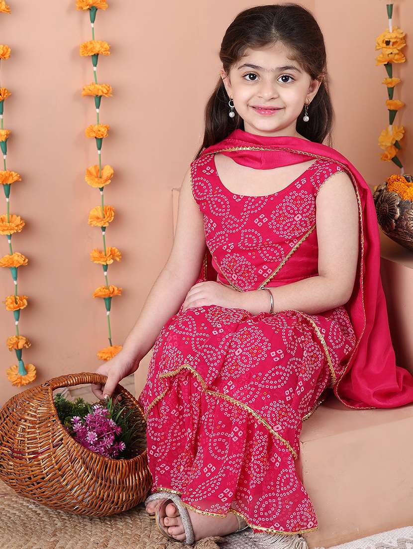 girls printed sleeveless lehenga and choli set with dupatta