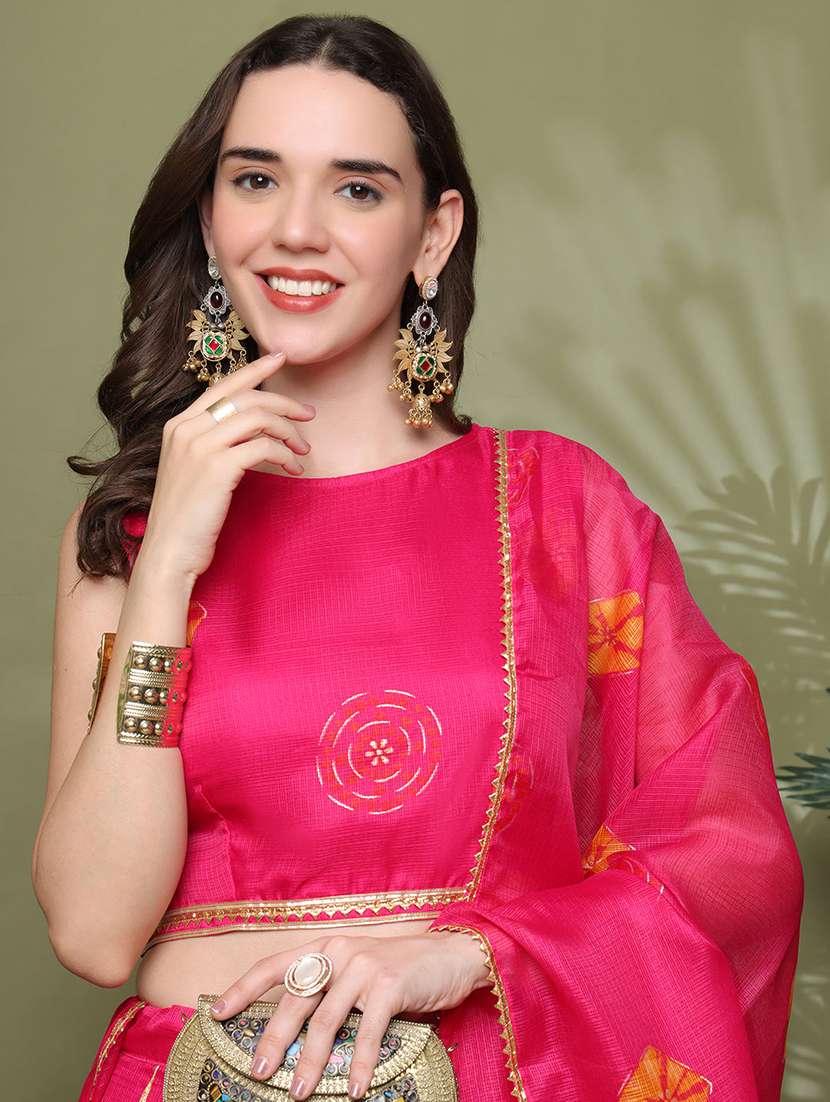 women printed sleeveless lehenga and choli set with dupatta - 22329855 -  Standard Image - 3