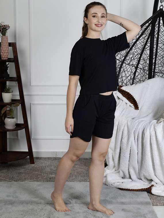 women solid shorts nightwear set