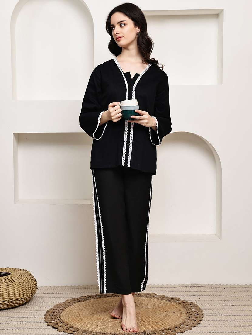 women solid nightwear pyjama set