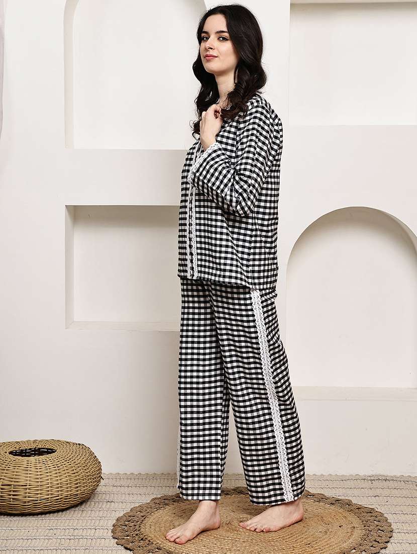 women checkered nightwear pyjama set - 22330191 -  Standard Image - 3