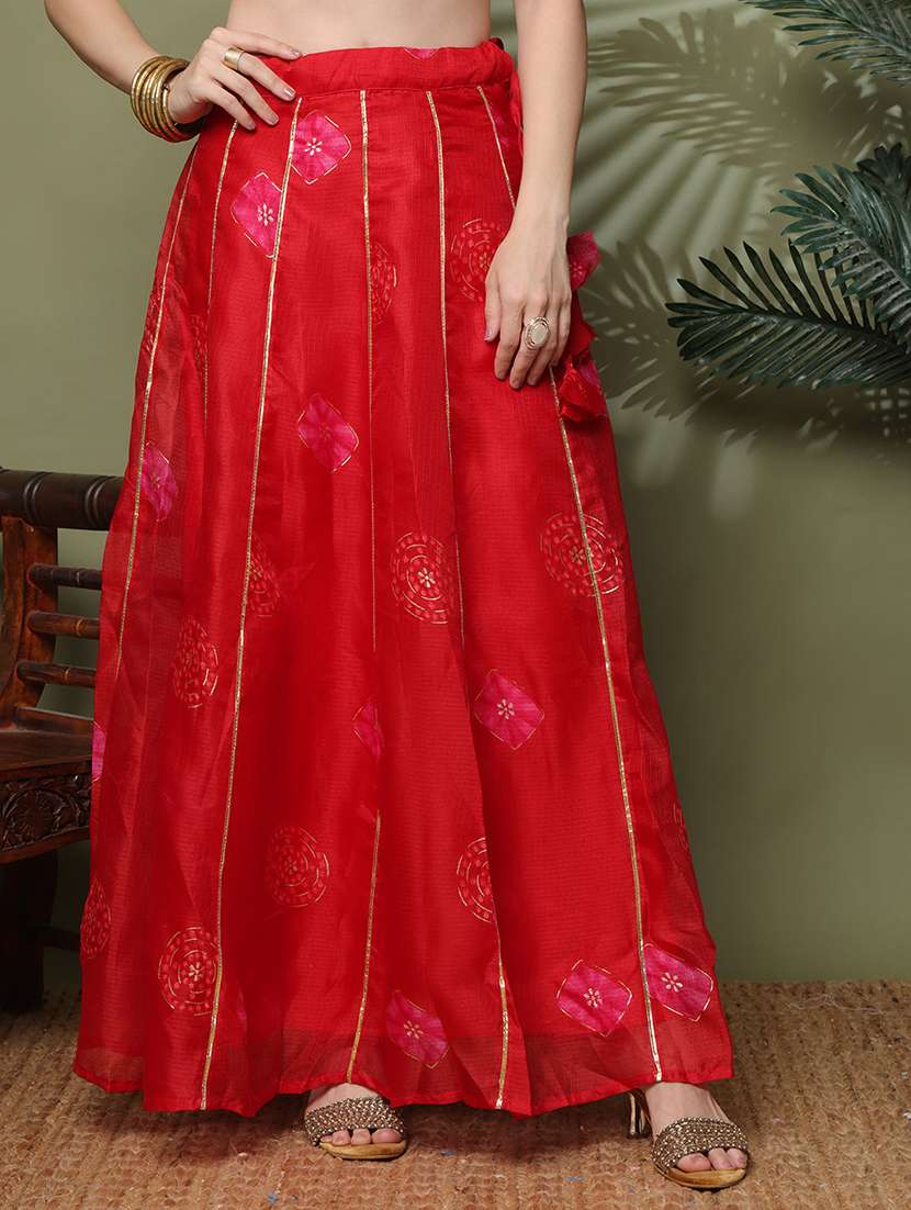 women printed mid rise flared skirt
