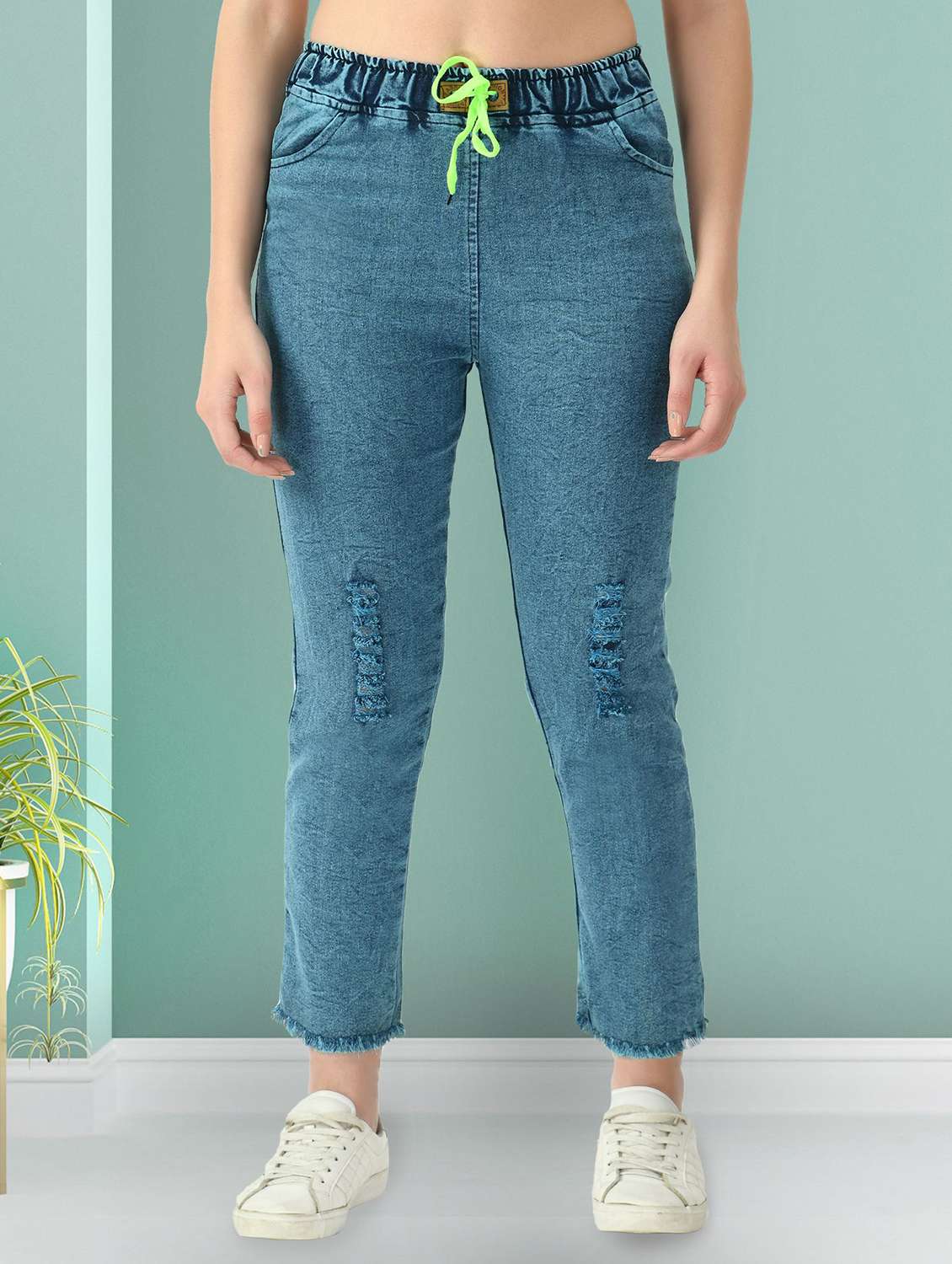 women distressed mid rise slim fit jean