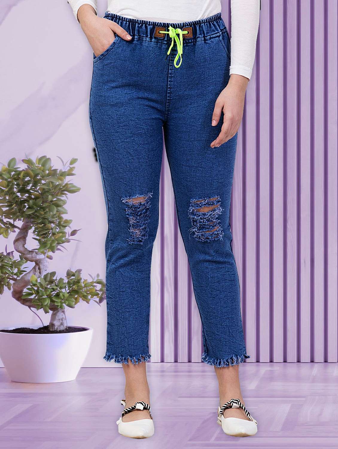 women distressed mid rise slim fit jean