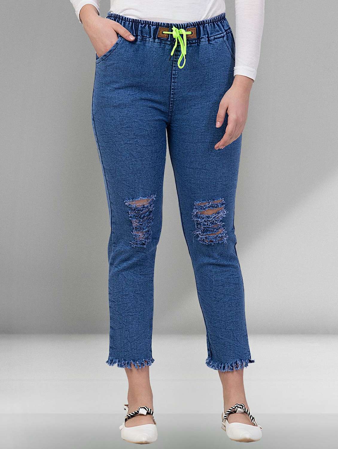 women distressed mid rise slim fit jean