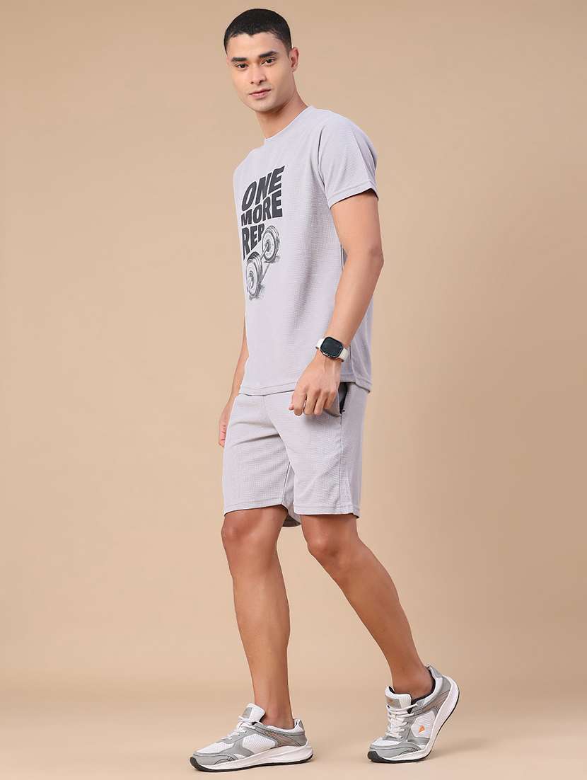 men printed short sleeves t-shirt and shorts co-ord set - 22331191 -  Standard Image - 3