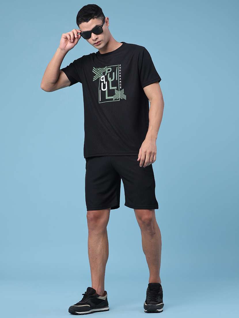 men printed round neck t-shirt and shorts co-ord set