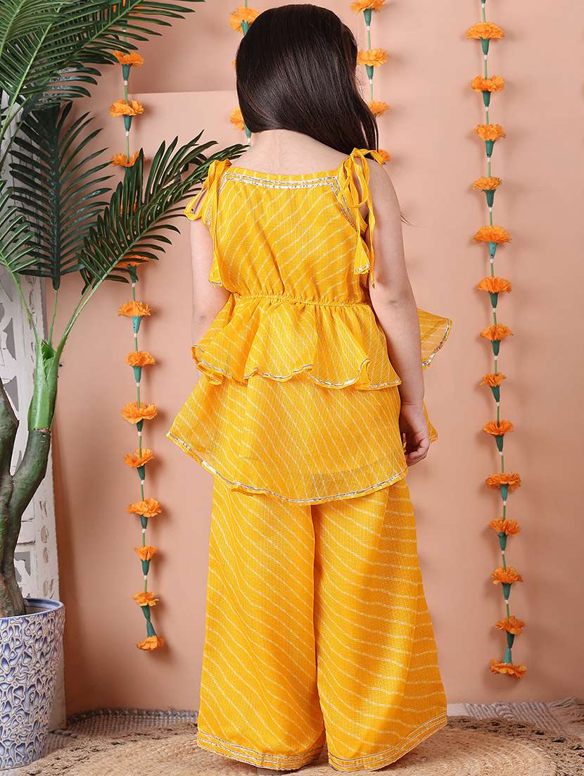 girls printed sleeveless kurta and palazzo set  - 22331428 -  Standard Image - 3