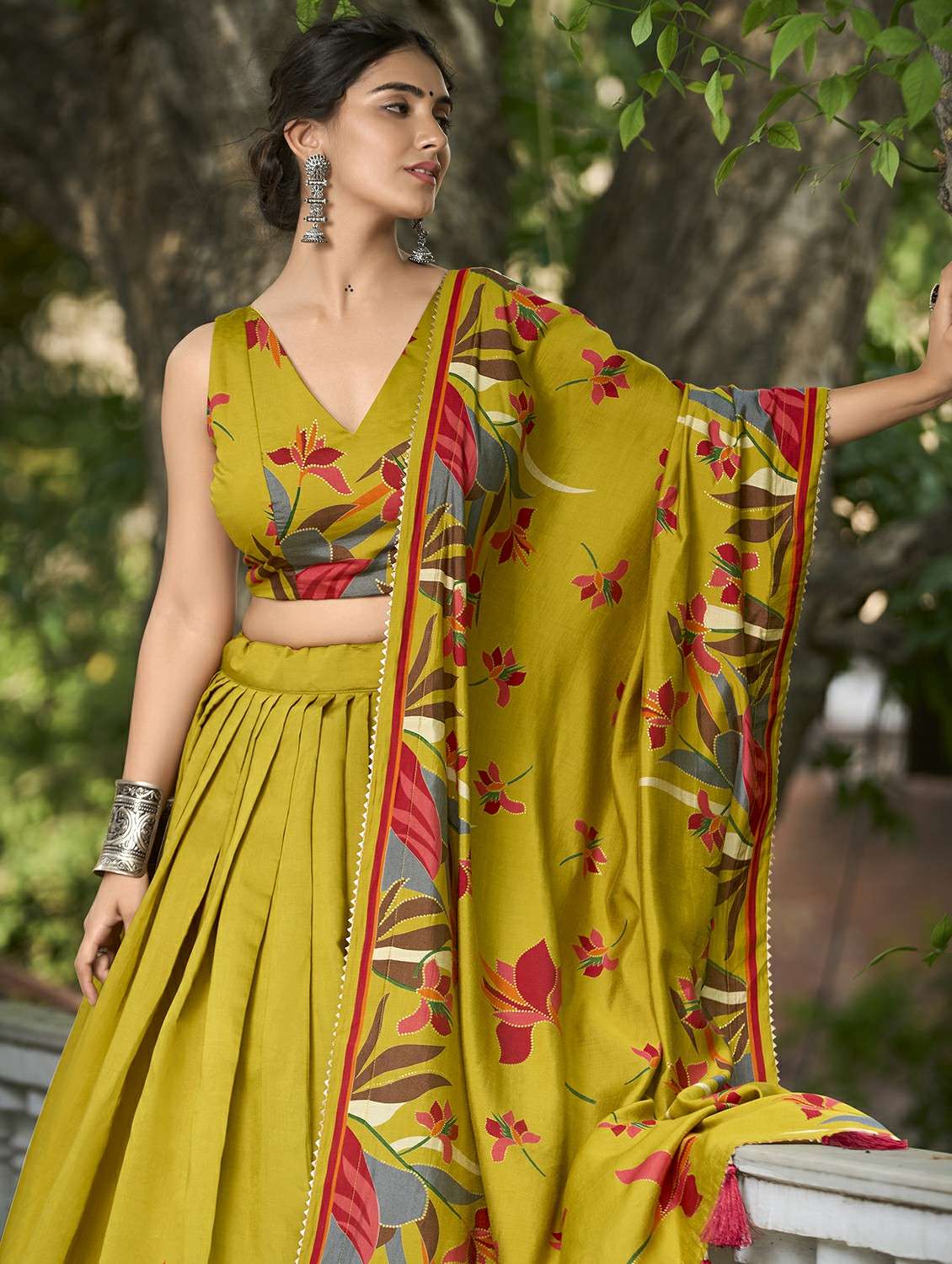 women printed semi-stitched flared lehenga - 22331468 -  Standard Image - 3