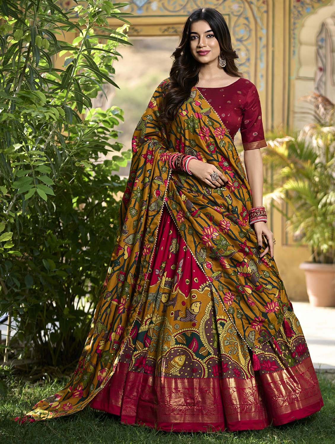 women printed semi-stitched flared lehenga