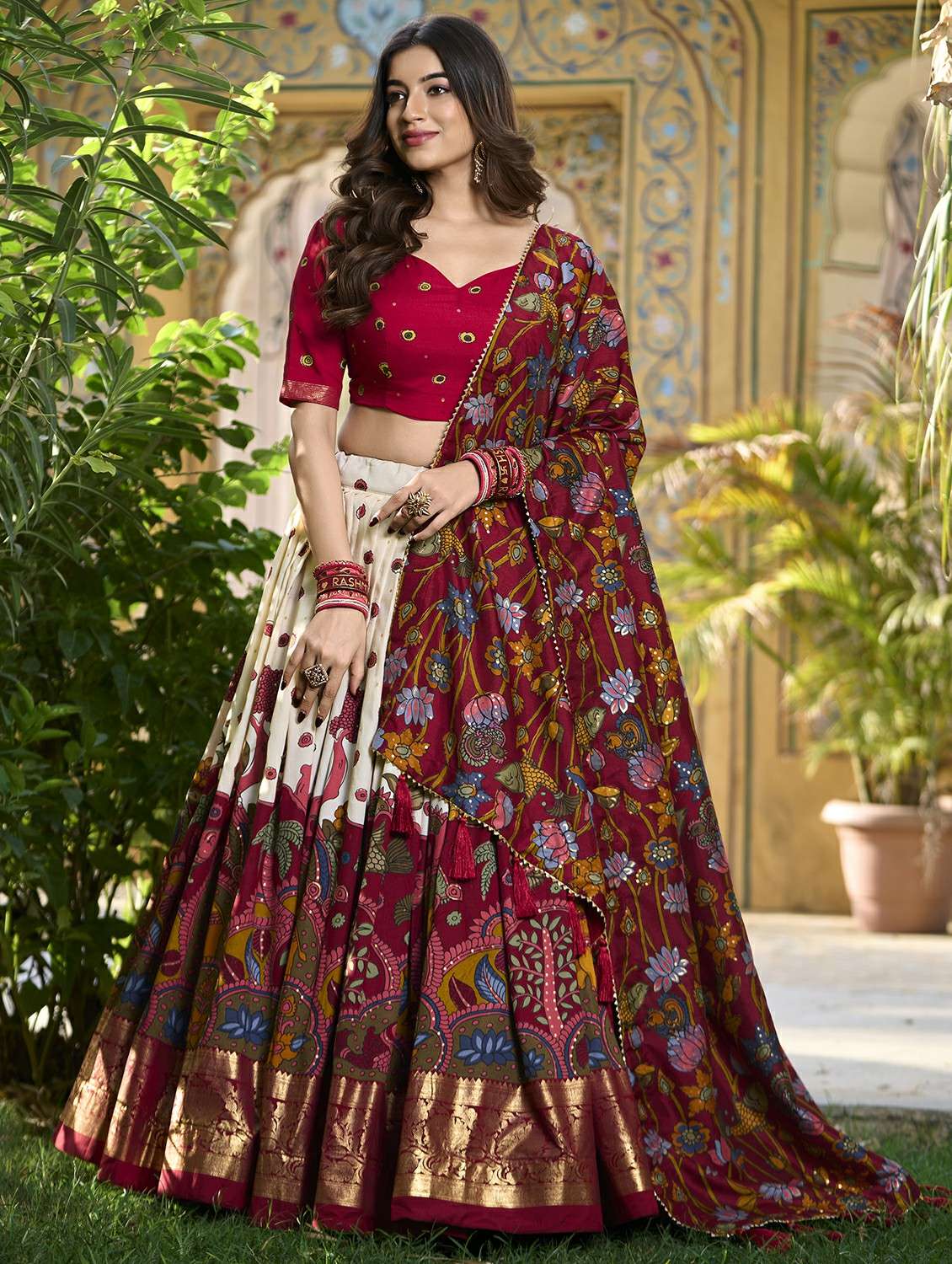 women printed semi-stitched flared lehenga