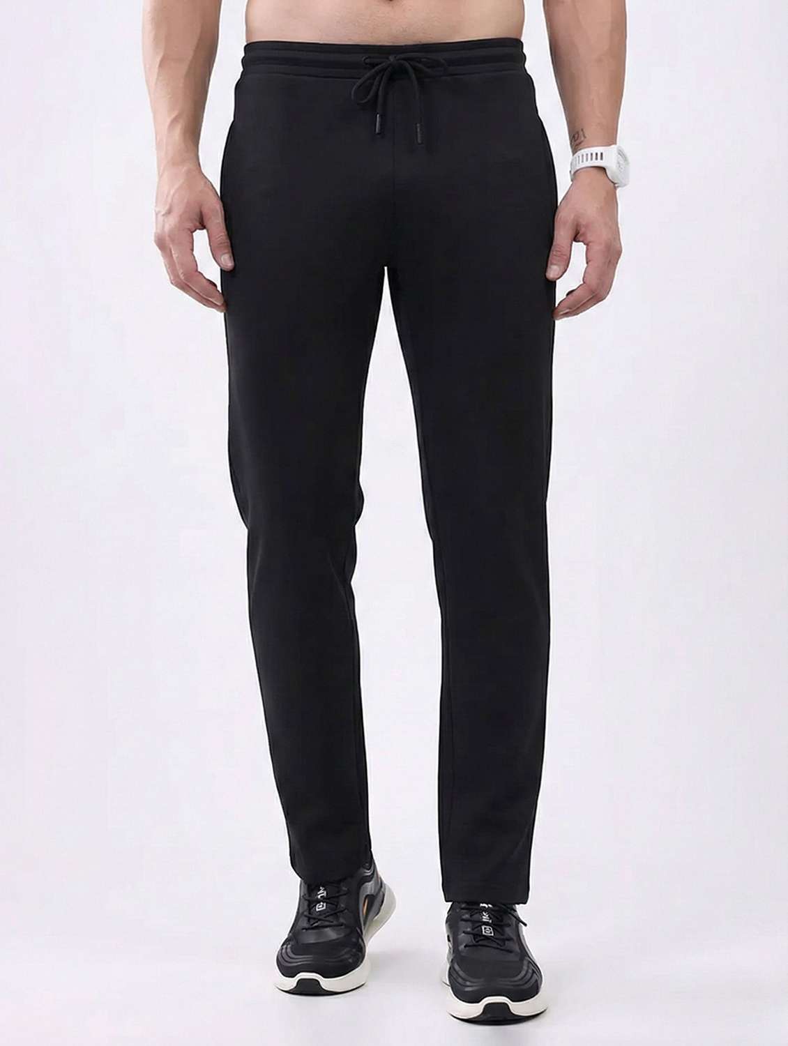 men solid miid rise full length track pant