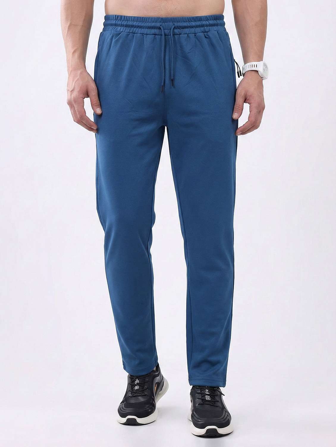 men solid miid rise full length track pant