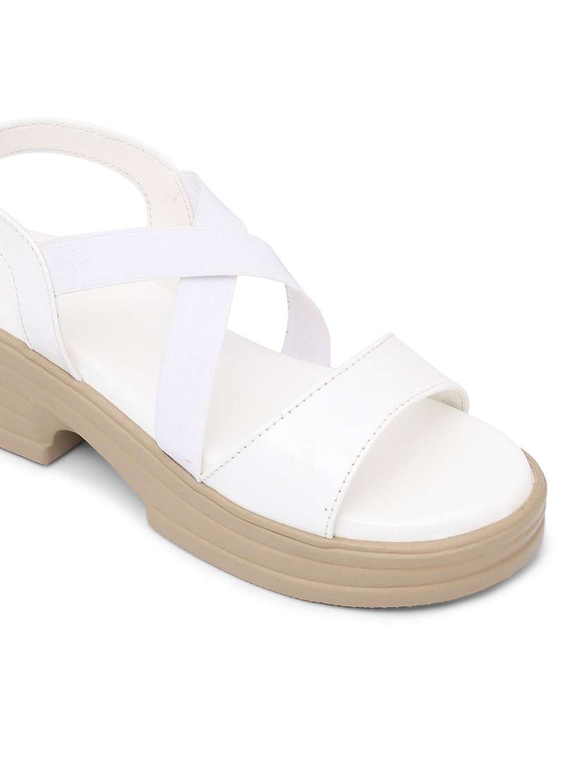 women solid back strap sandals - 22331712 -  Standard Image - 5