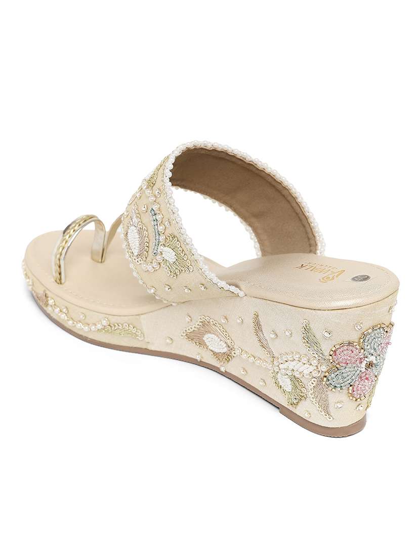 women embellished one toe wedges - 22331743 -  Standard Image - 3