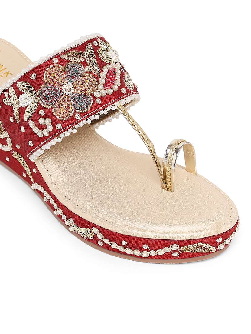 women embellished one toe wedges - 22331744 -  Standard Image - 5