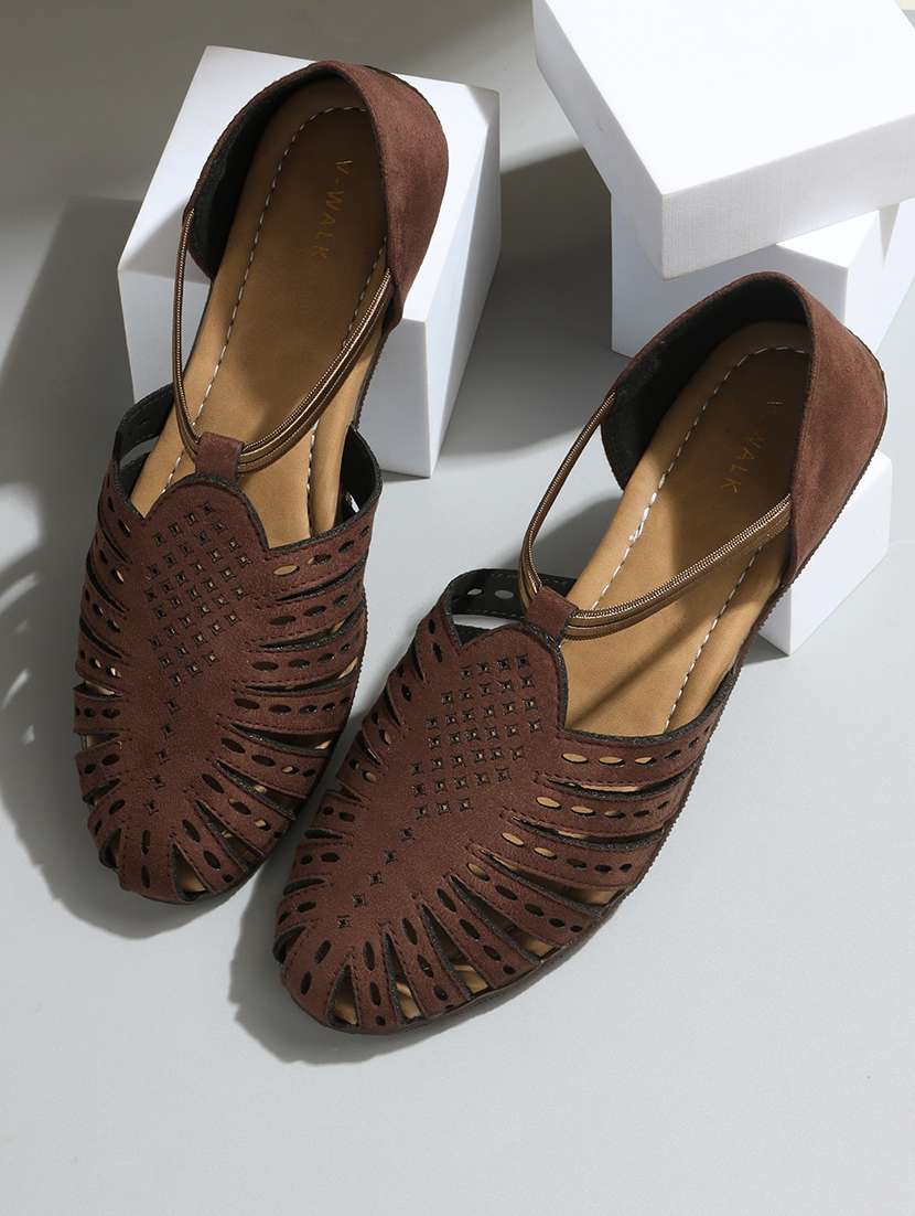 women solid slip on flat sandal