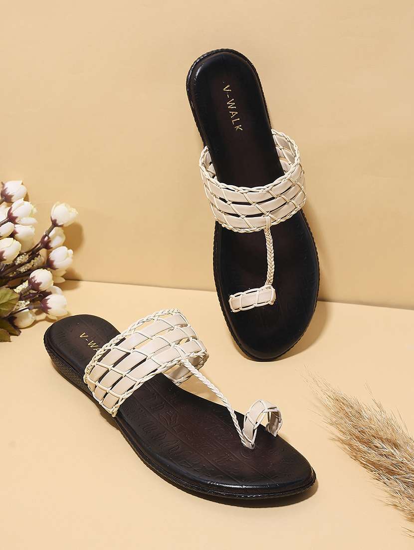 women slip on one toe flat sandal