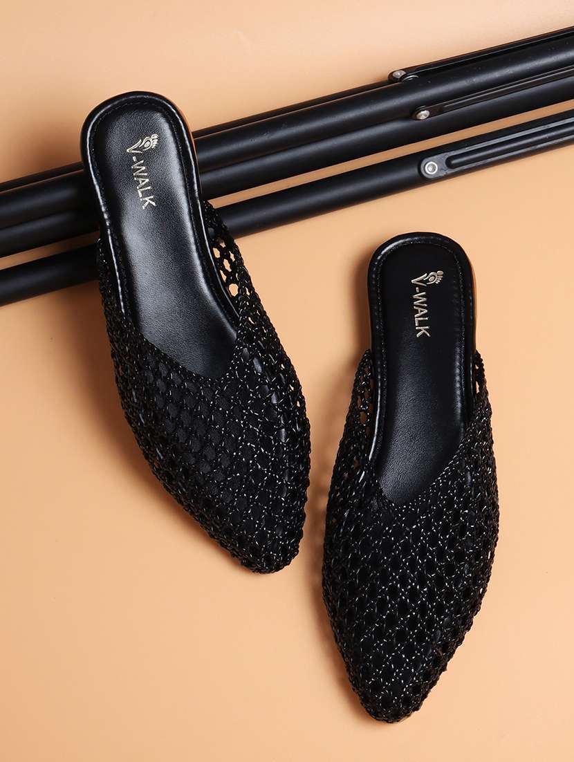 women solid slip on mule