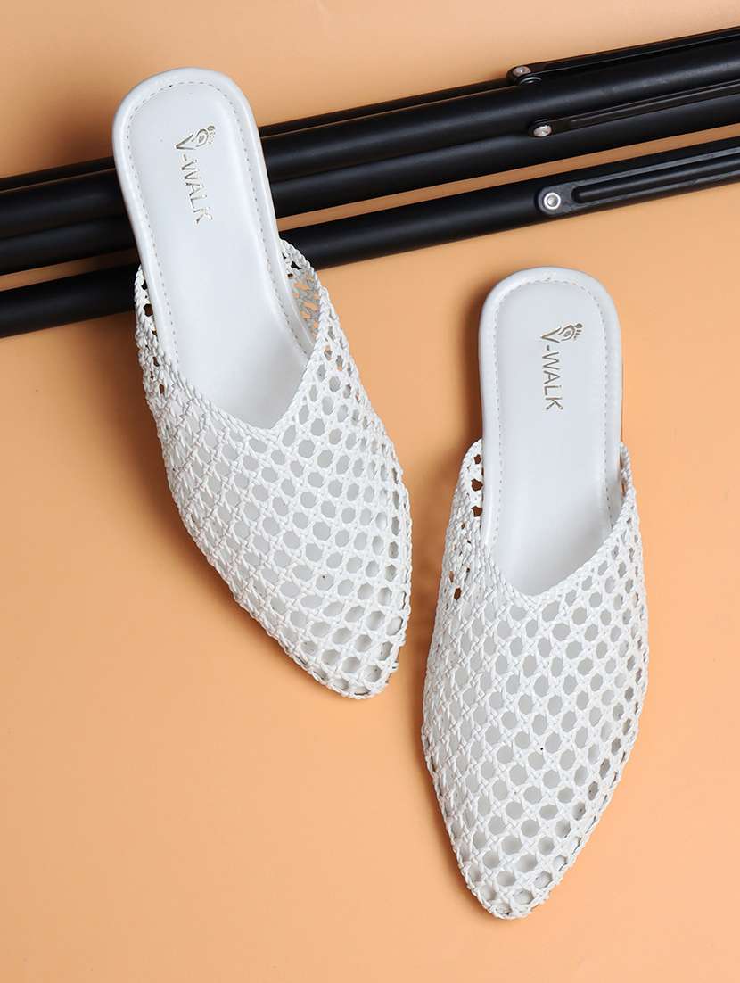 women solid slip on mule