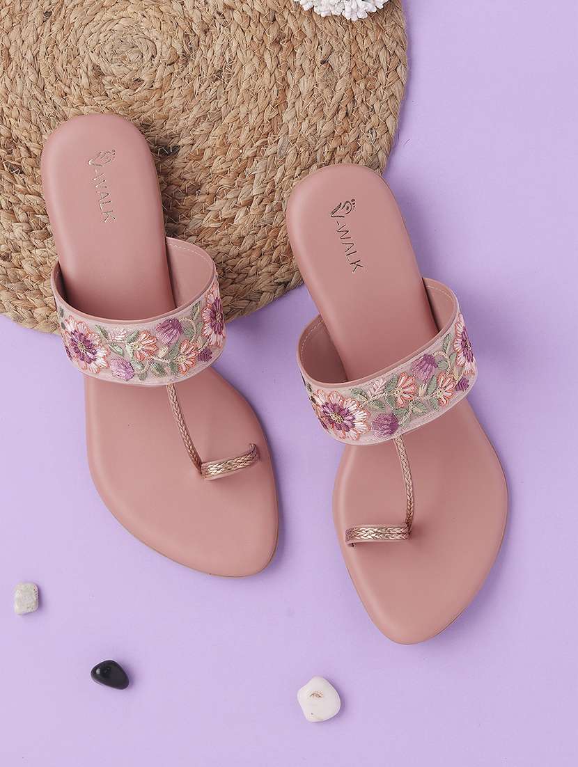 women slip on flat sandals