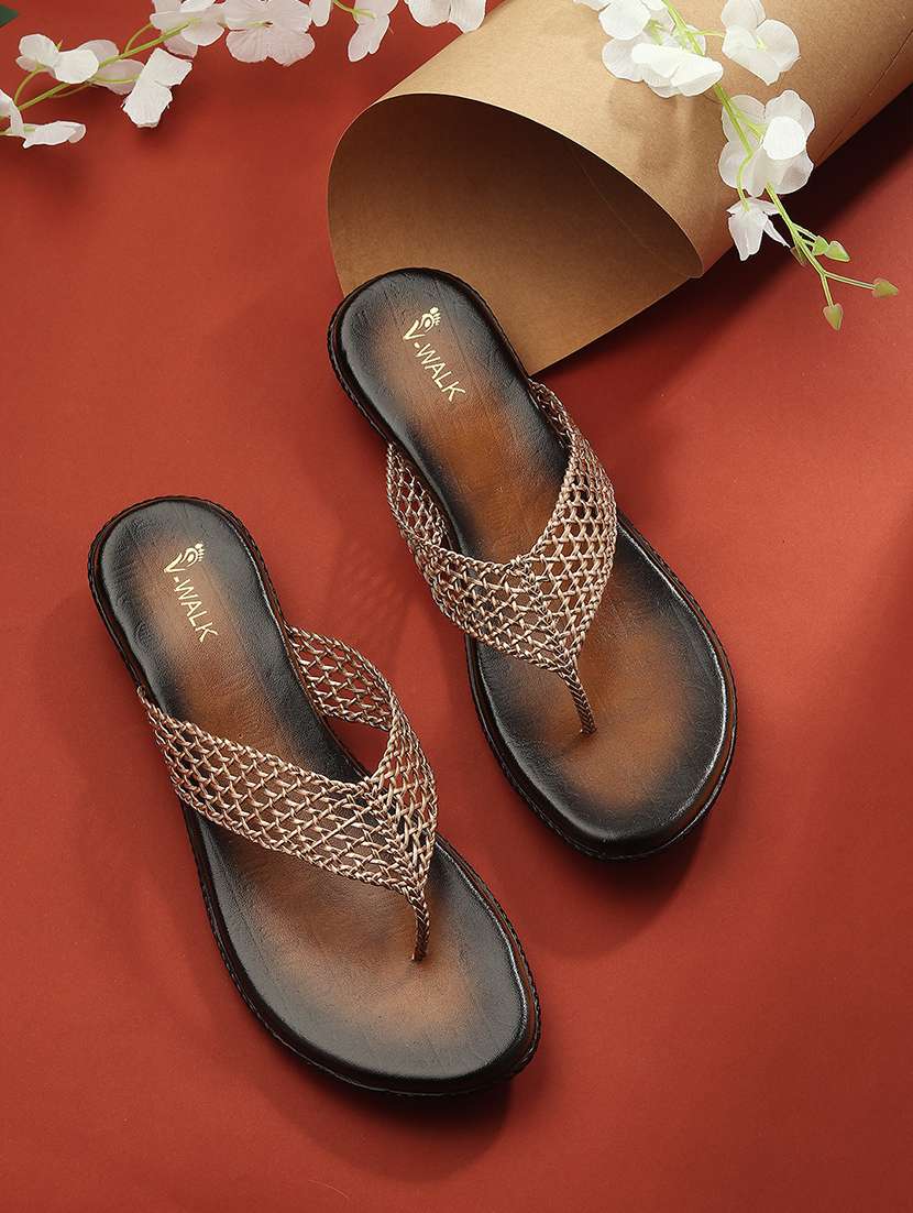 women solid slip on flat sandal