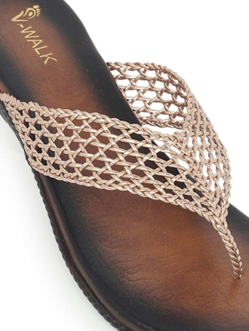 Women Solid Slip On Flat Sandal - 22331905 -  Standard Image - 5