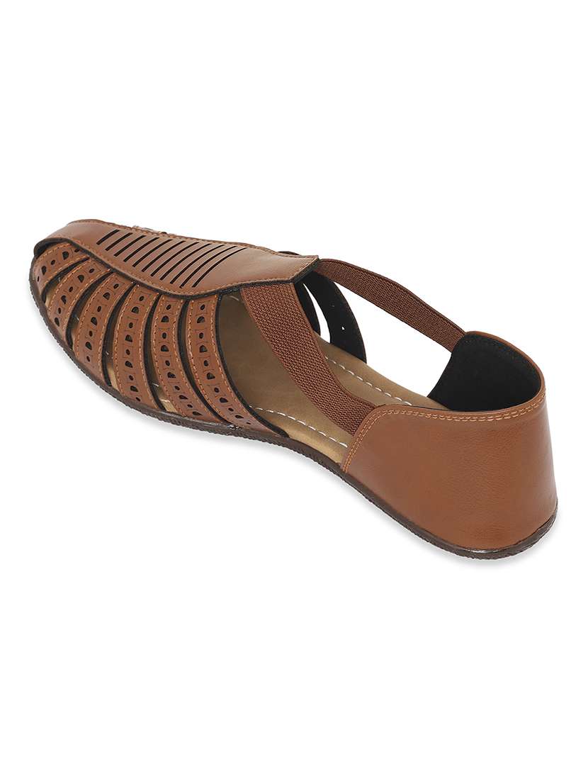 women solid slip on flat sandal - 22331930 -  Standard Image - 3
