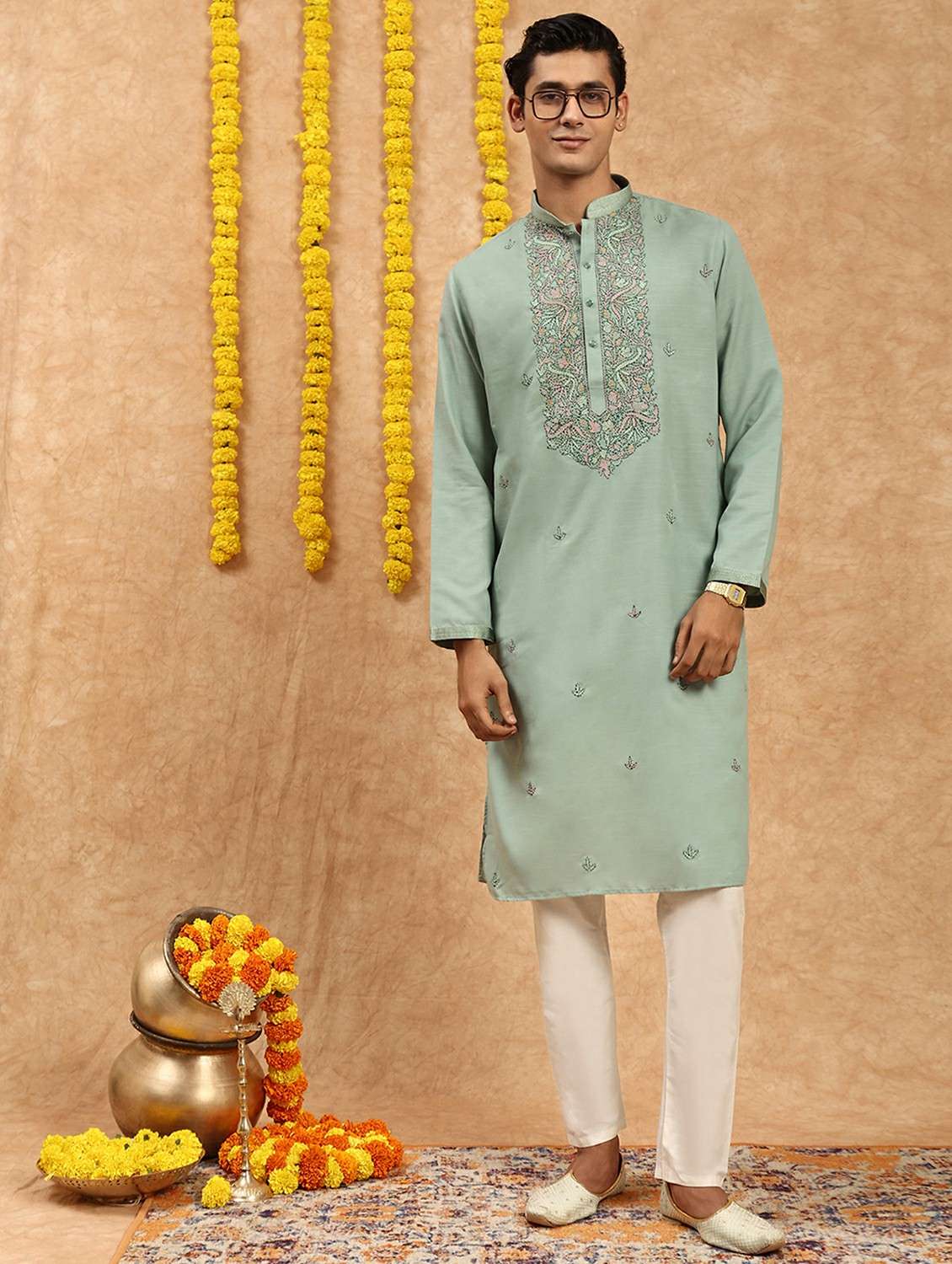 men solid with work mandarin neck long kurta