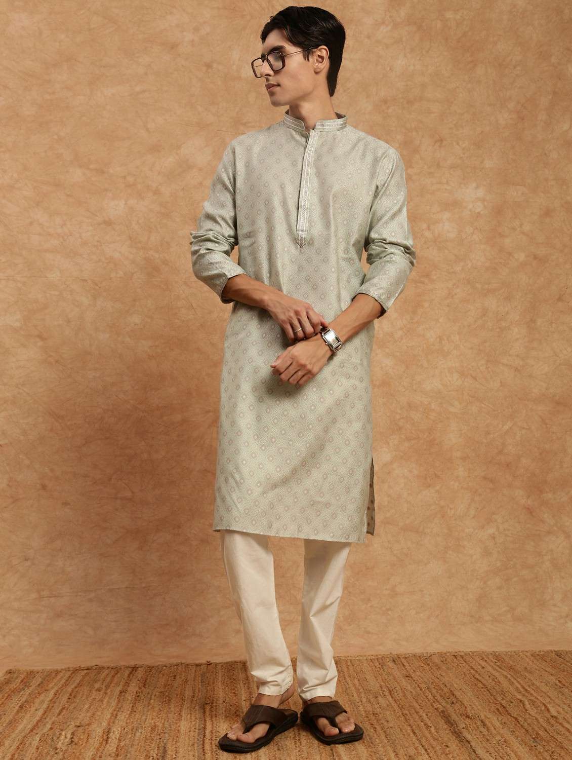 men self design mandarin neck long kurta