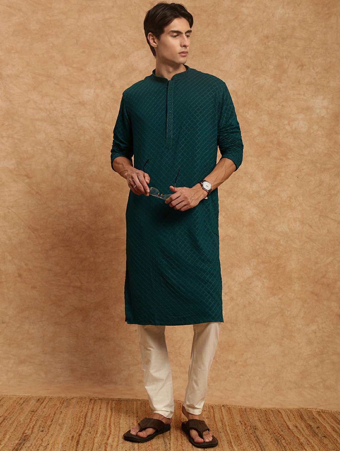 men solid with work mandarin neck long kurta