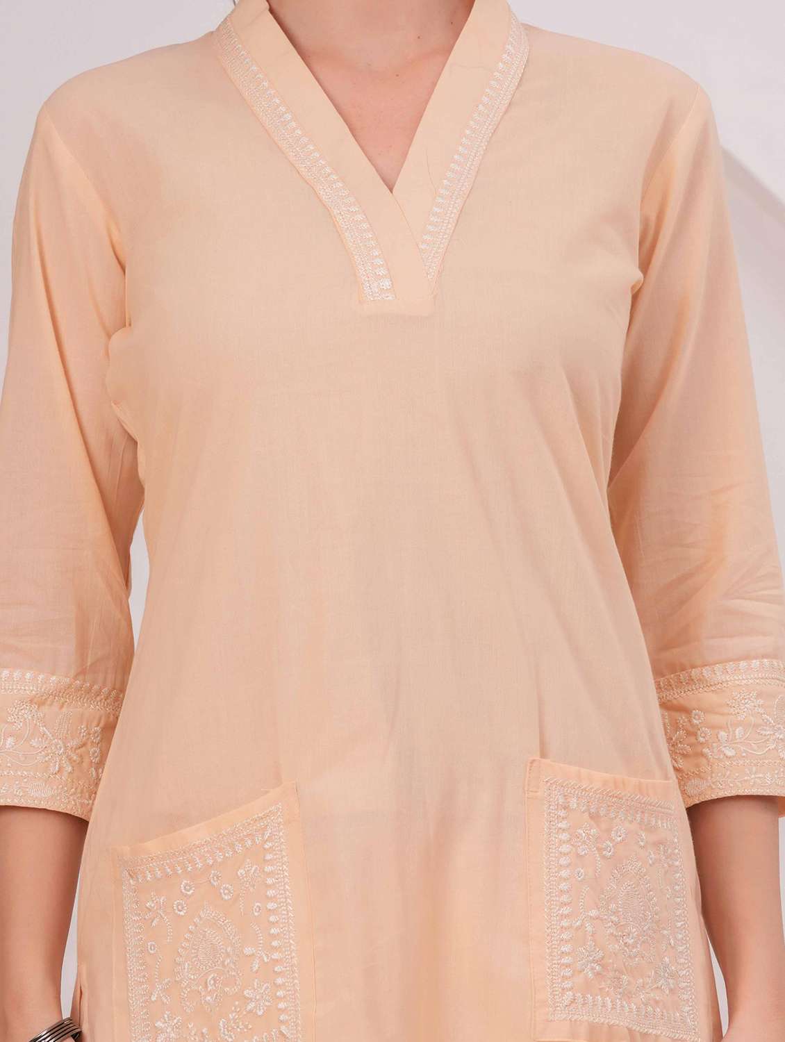 women solid with work v neck kurta pant set - 22332245 -  Standard Image - 5