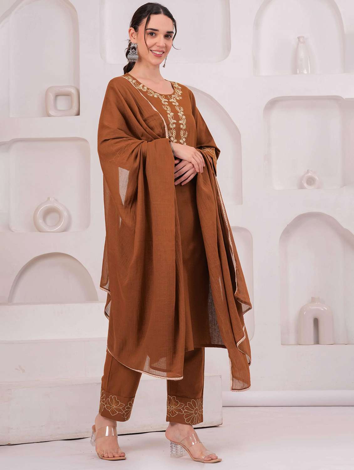 women solid with work round neck kurta pant with dupatta set - 22332276 -  Standard Image - 3