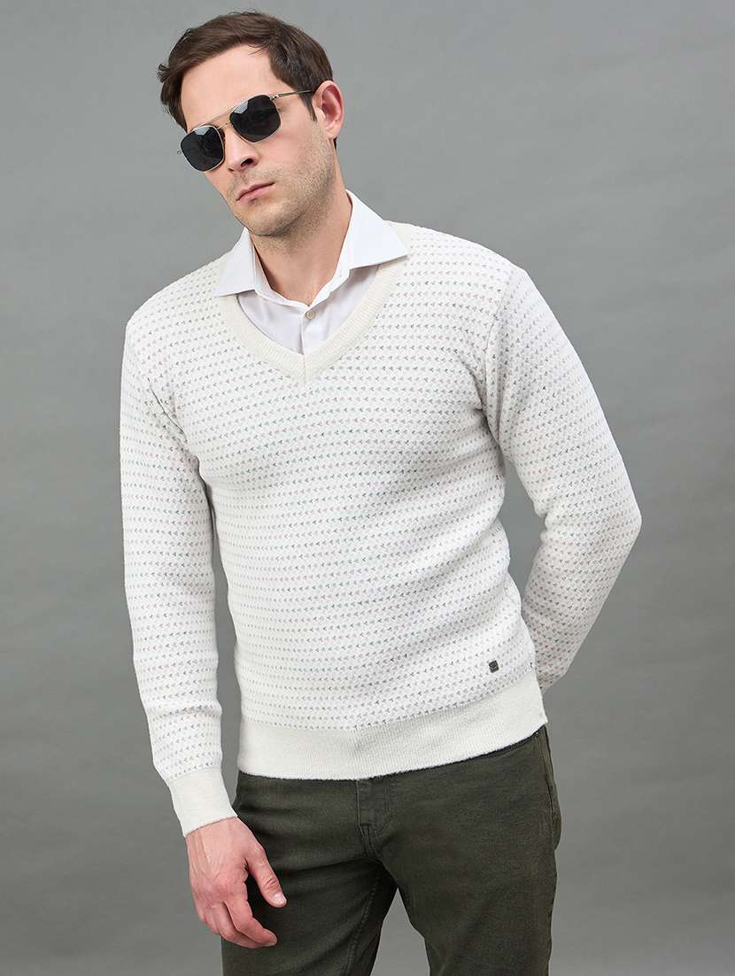 men self design long sleeve regualr fit pullover