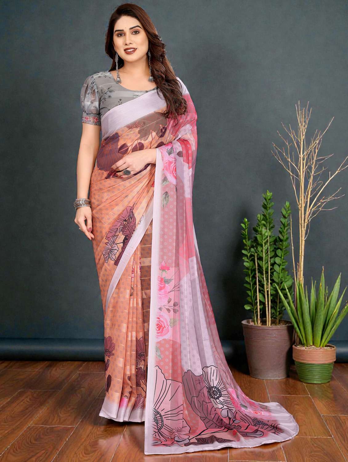 women printed casual wear saree with blouse