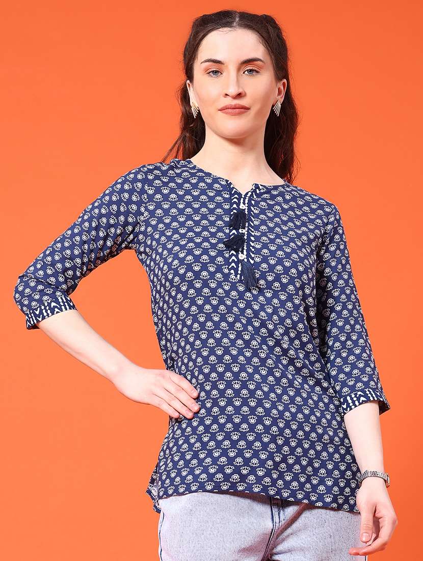 women printed three quarter sleeve kurti