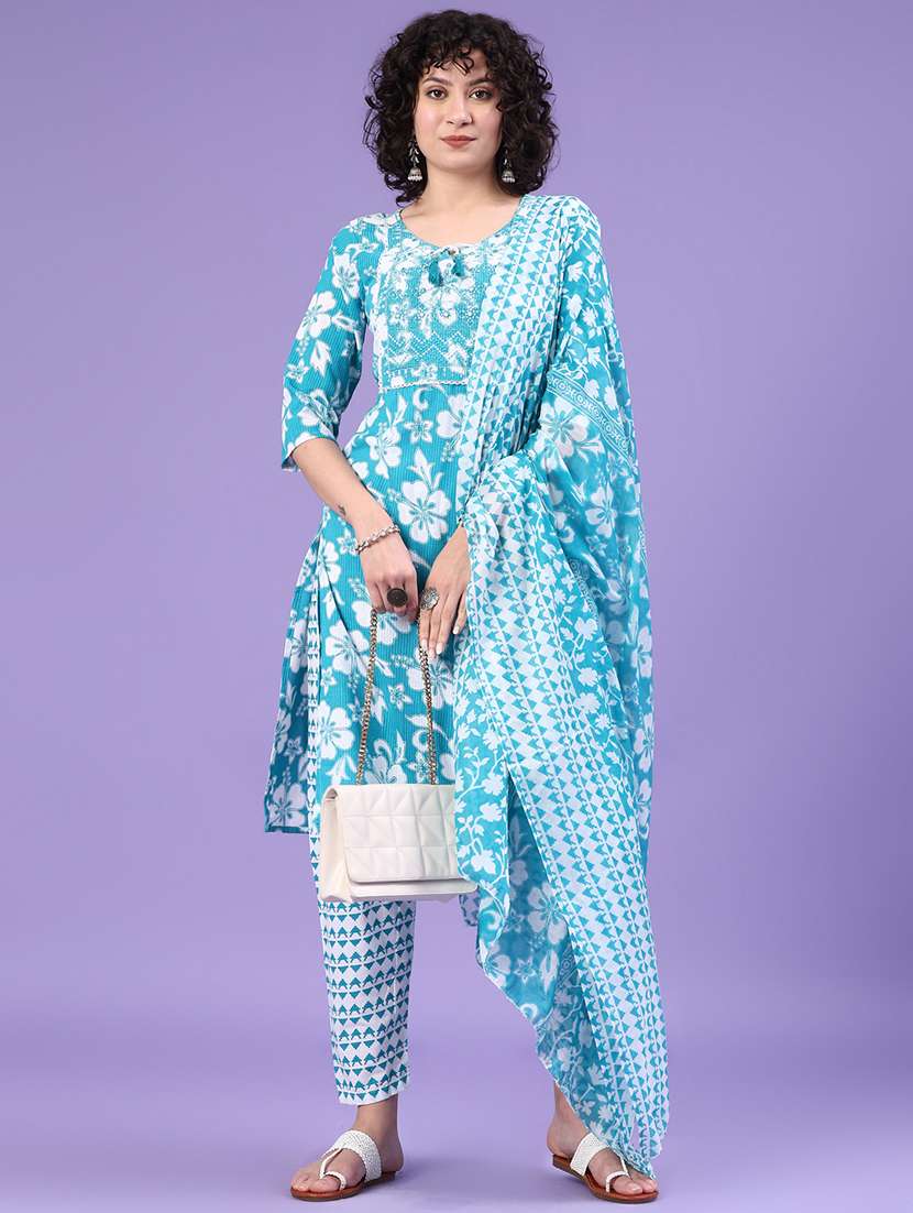 women floral three quarter sleeve kurta pant with dupatta set