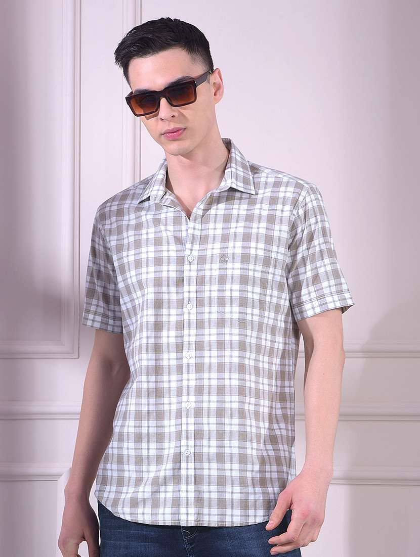 men checkered short sleeve slim fit casual shirt
