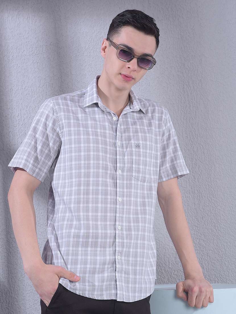 men checkered short sleeve slim fit casual shirt