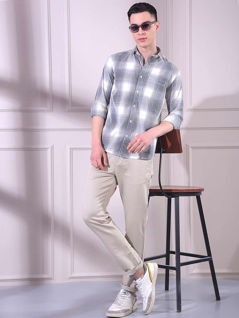 Men Solid Mid Rise Chinos Casual Trouser - 22335891 -  Standard Image - 5