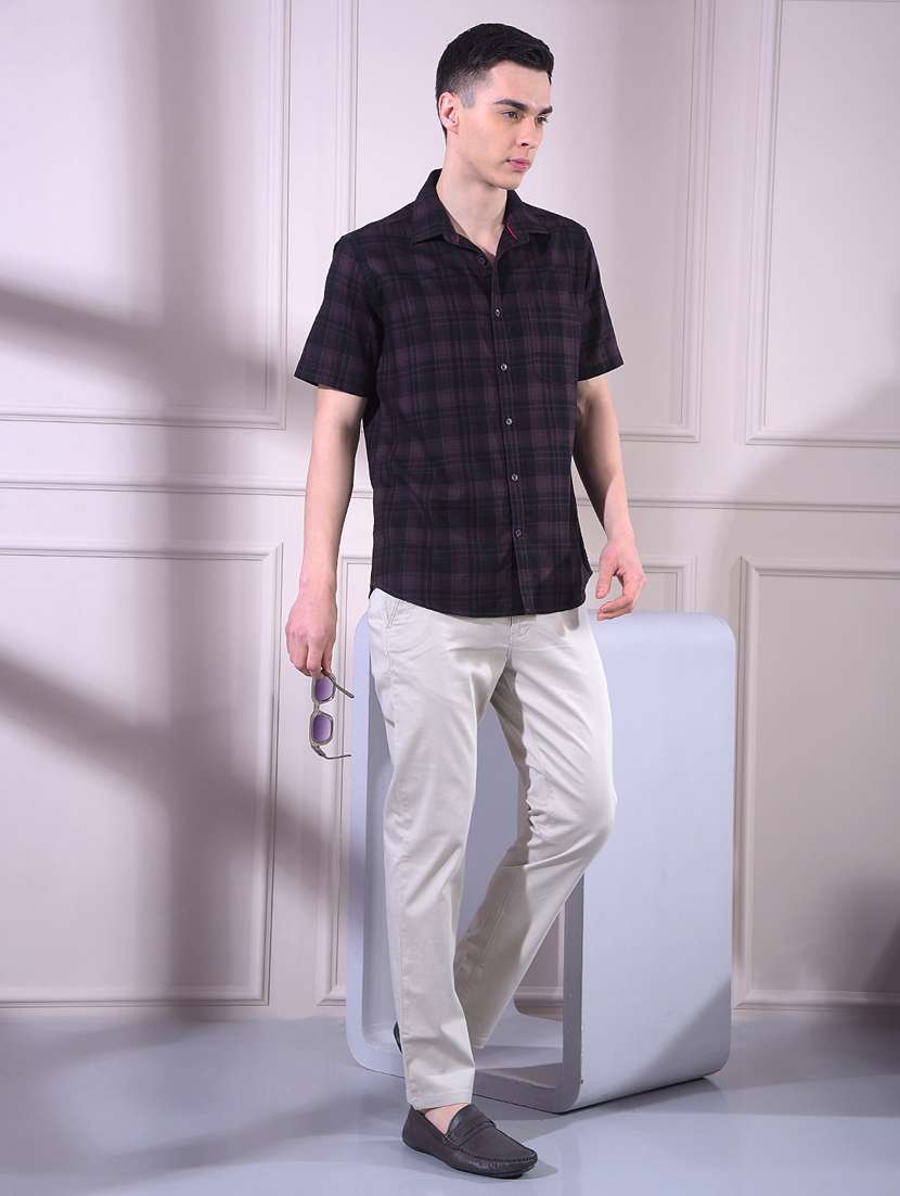 men solid mid rise chinos casual trouser - 22335913 -  Standard Image - 5